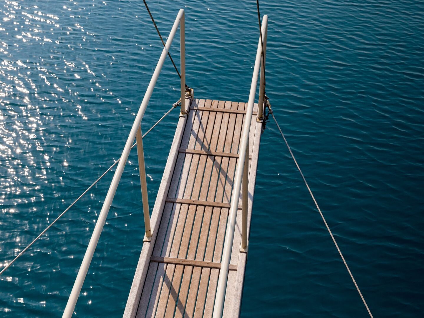 Ladders, gangways and platforms